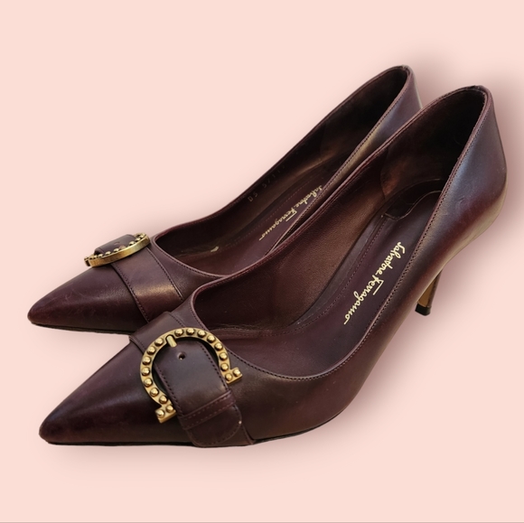 Salvatore Ferragamo Pointed Toe Gancini Pump Heels Burgundy Buckle